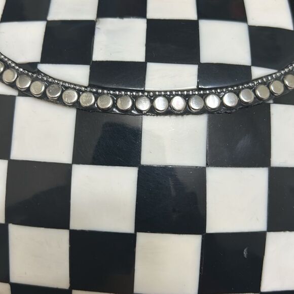 Ramla Handmade Black & White Crossbody Bag - Picture 7 of 9